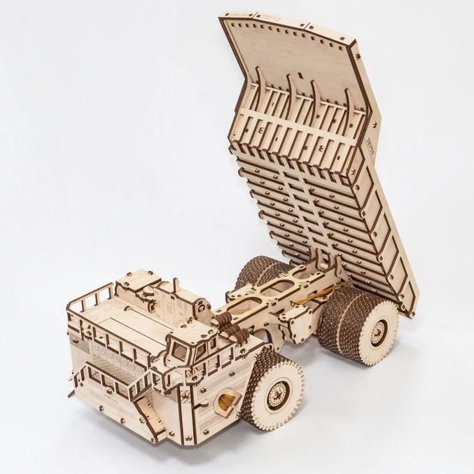 Dřevěný skládací 3D model - Belaz 75710