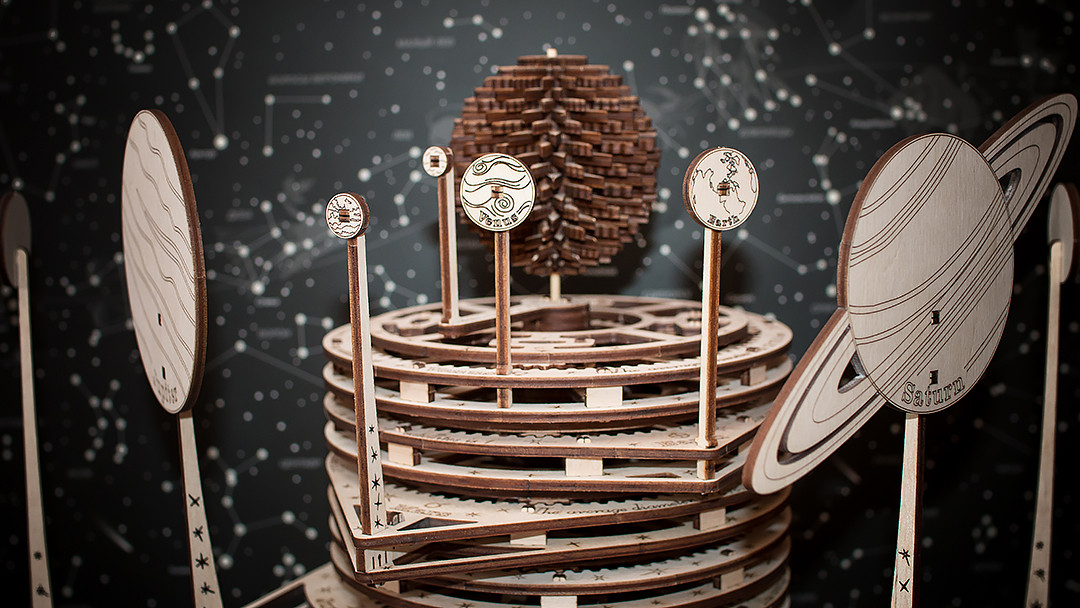 Dřevěný skládací 3D model - Planetarium