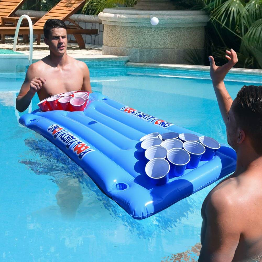 Nafukovací hra beerpong