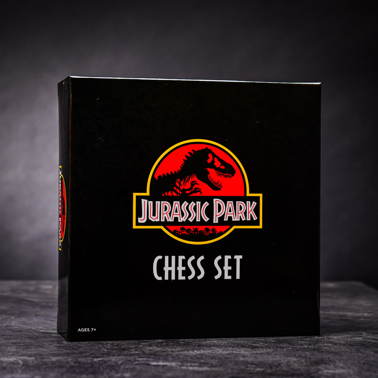 Jurassic Park Chess Set Dinosaurs - Šachy Jurský park