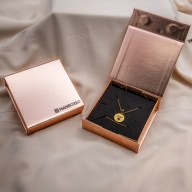 Dámský dvojitý náramek se ŠŇŮRKOU a TEXTEM na přání - MEDAILONEK 10mm [1b]