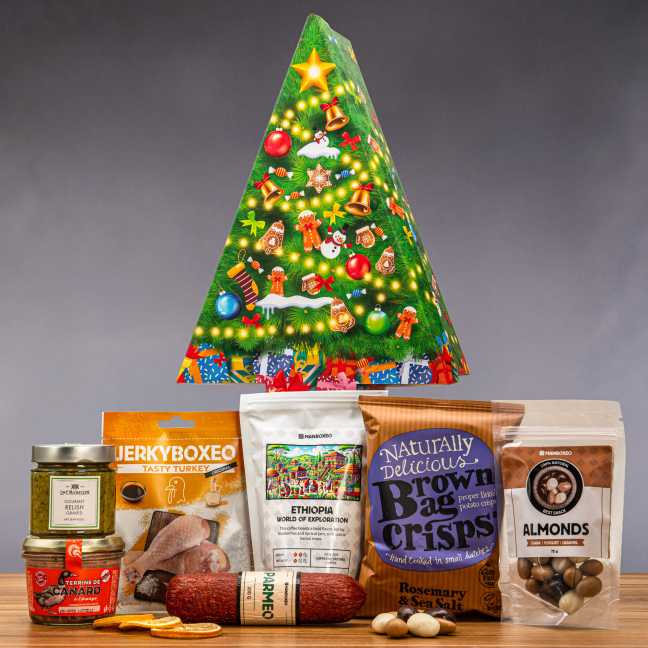 Weihnachtsbaum voller Leckereien