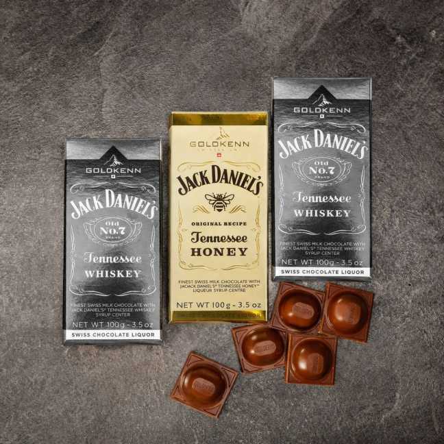 Set von drei luxuriösen Schokoladen mit Alkohol 