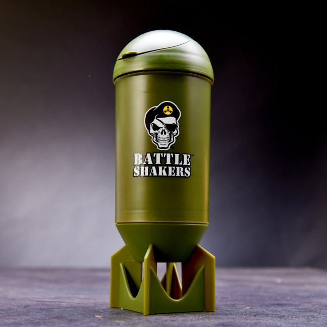 Stylischer Shaker in Form einer Bombe 600 ml 